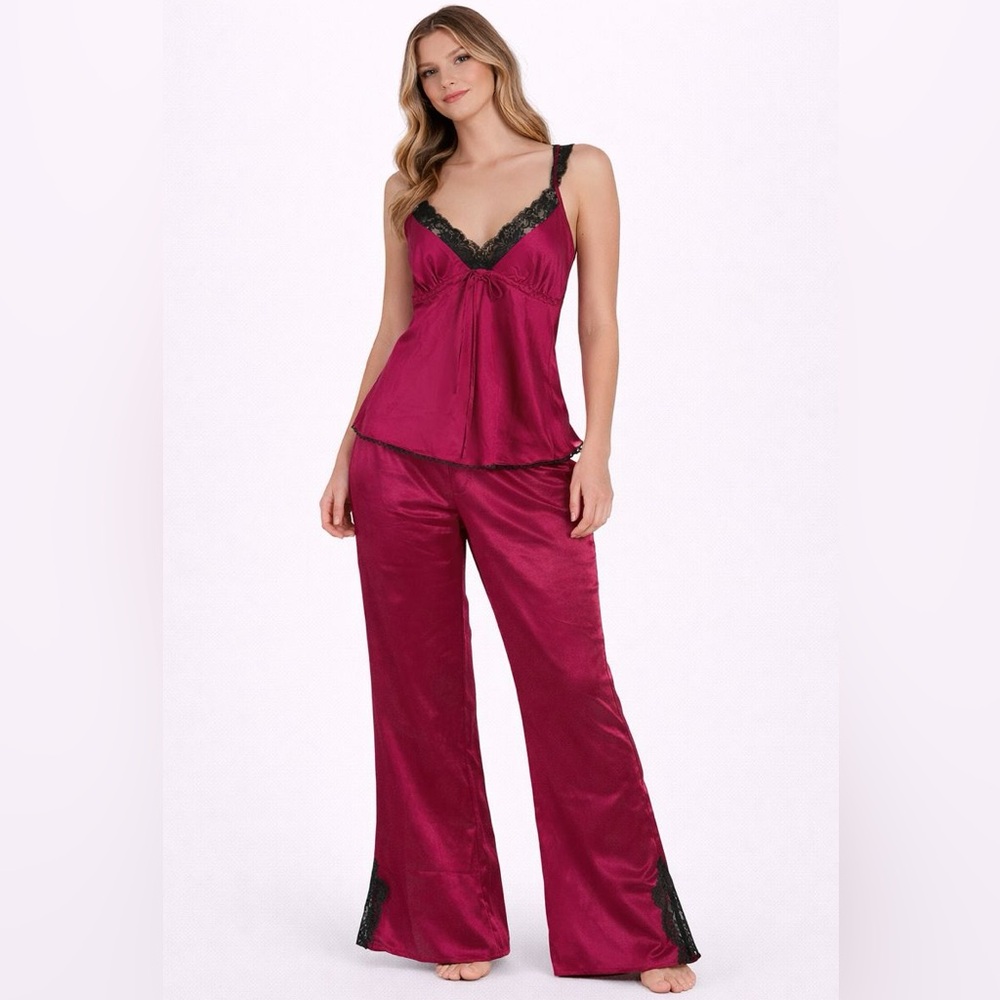 SILK Victoria's Secret Pajamas Fuchsia/Black
CTRR‎